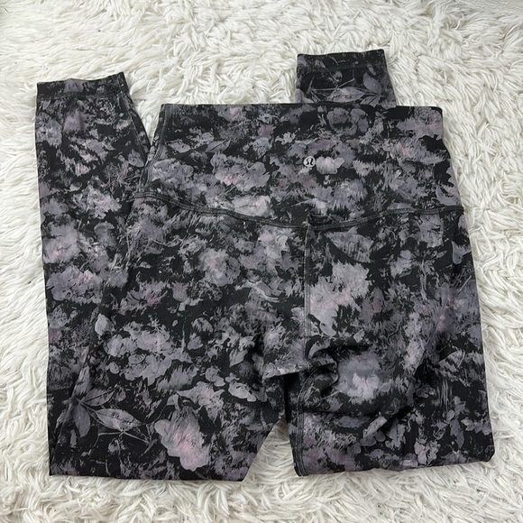 Lululemon Align Pant II 25" Floral Illusion Ice Grey Multi - Picture 4 of 4